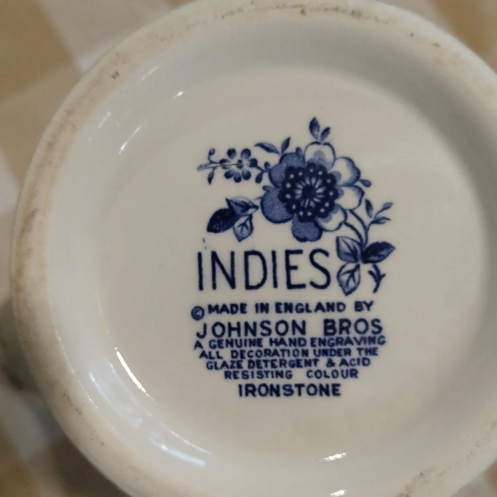 Coffee pot Indies Johnson Brothers English ironstone blue white transferware